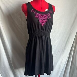 MM109 Xhilaration sleeveless casual dress